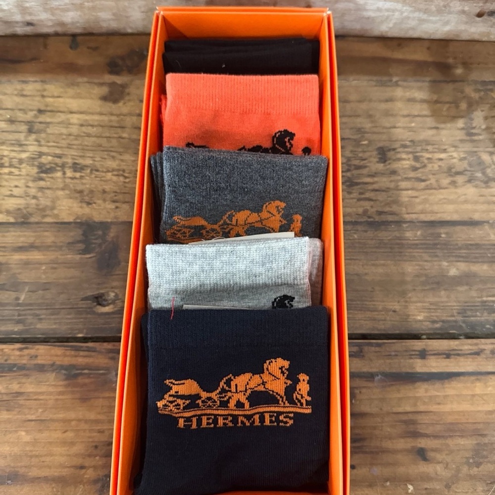 NWT Multicolor Box Socks Set